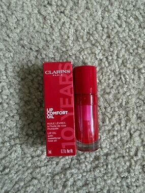 Clarins Lip Comfort Oil - Iconic Red